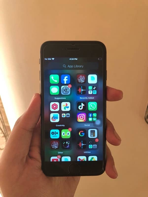 iPhone 8 64GB Non PTA Space Grey for Sale in Lahore 5