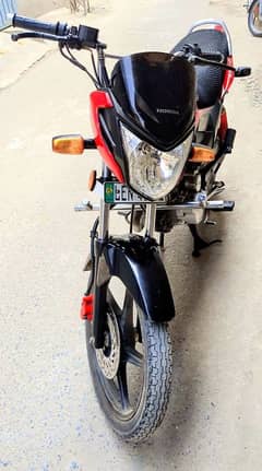 Honda cb 125F Geniuen Brand New Special addition bike full laminated