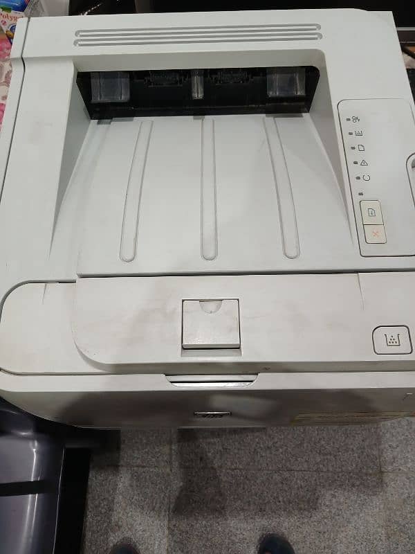 HP Lase Jet Printer P2035 1