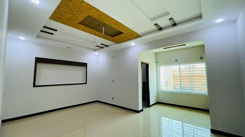 Independent 10 Marla Ground Portion Available For Rent in pwd 10