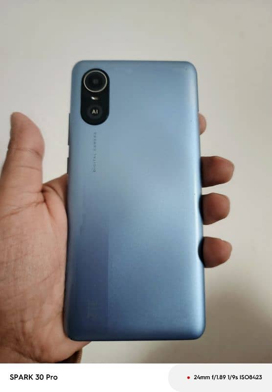 ZTE A31 plus blue color only phone 1