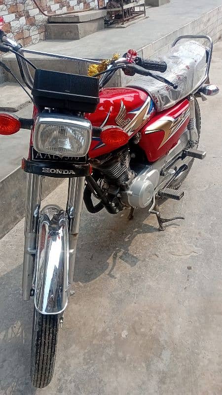 Honda 125 new condition 2