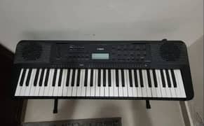 Piano E273 original