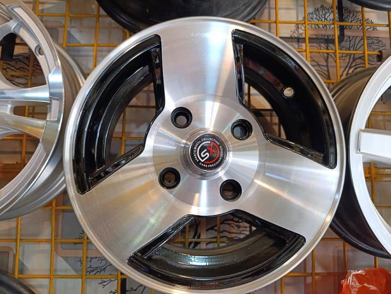 Imported Alloy Rim 12to15 size Alto,Mehran,Coure,belta,Liana etc. 16