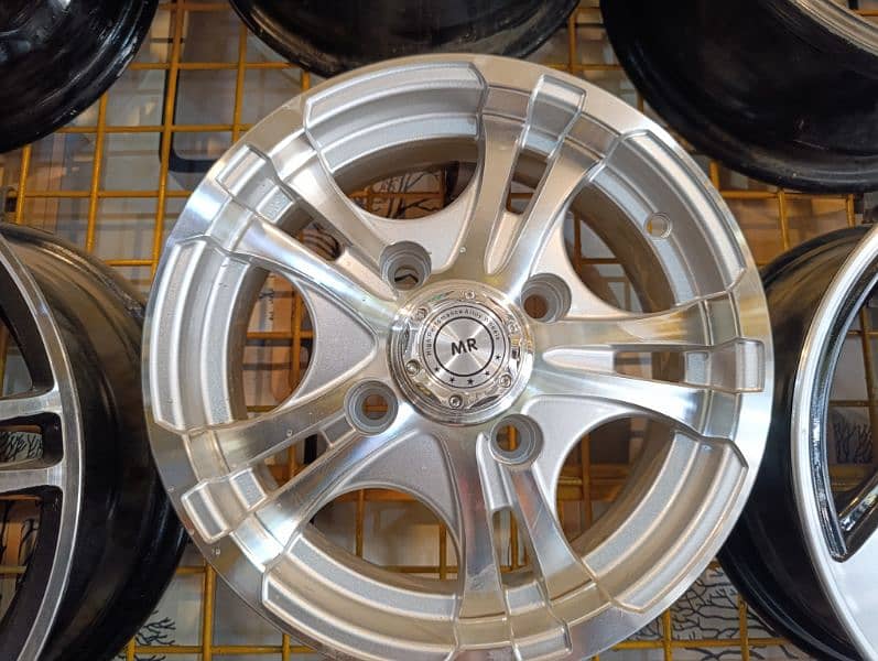 Imported Alloy Rim 12to15 size Alto,Mehran,Coure,belta,Liana etc. 17