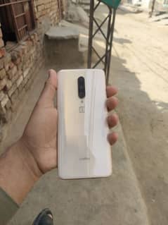 one plus 7 pro 8/256 special edition10 by 10 condition