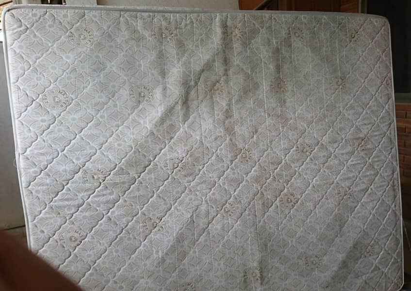 Queen Size Matress - MASTER JET 3