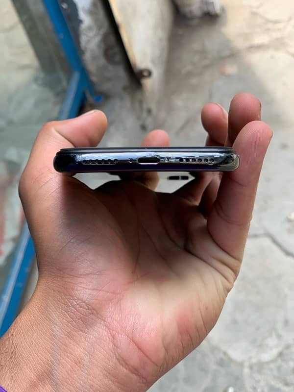 iPhone X bayeepas 64 gb 4