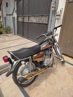 CG 125 Special edition Gold 2025