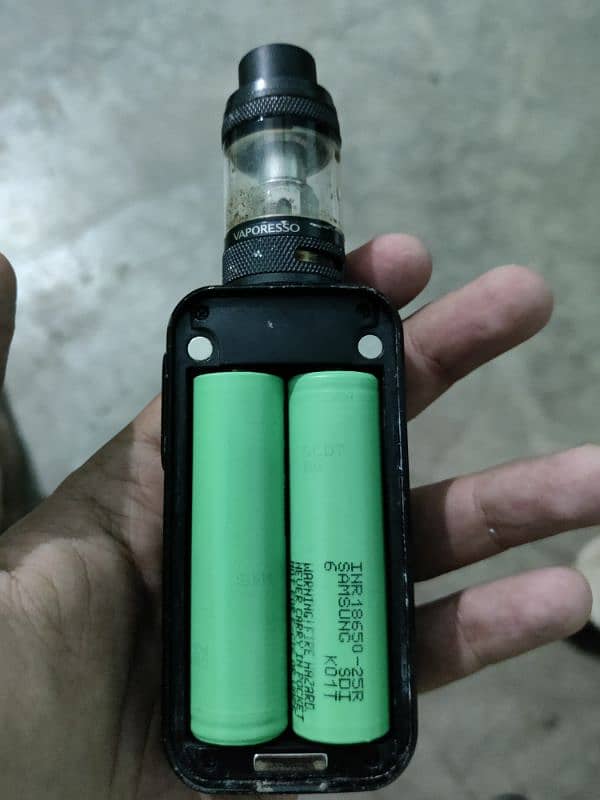 vaporesso  leuxe 220 watt vape 3