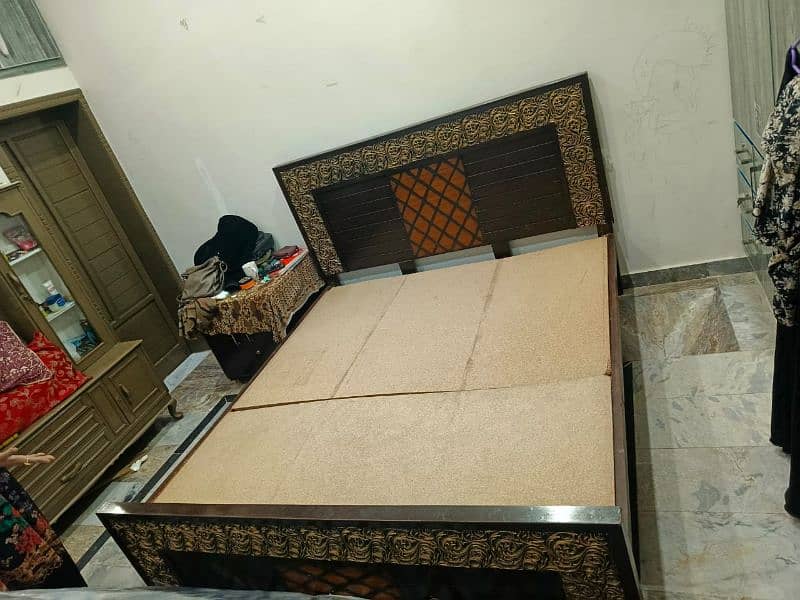 Bed for sale Urgent 4