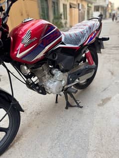 Honda CB 125F 2021