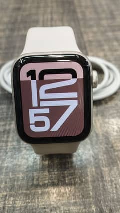 Apple Watch SE 2 40mm starlight