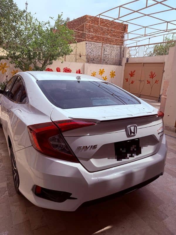 Honda Civic Oriel 2018 2