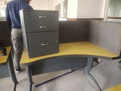 work station with side rack and 2 tables