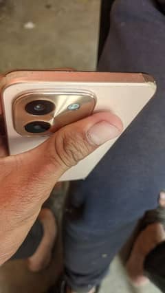 vivo y28