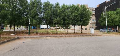 Commercial Plot For Sale