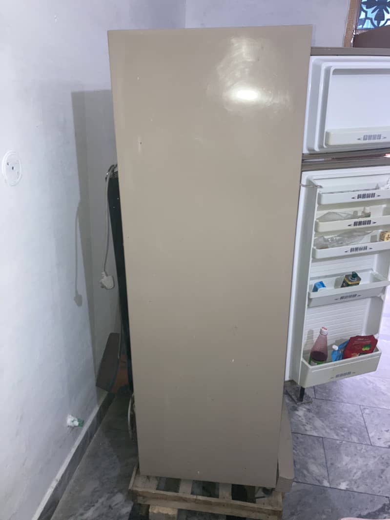 Dawlance Refrigerator For Sale 3