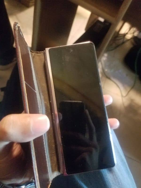 Samsung Galaxy z fold 2 10/10 condition non PTA (2 months e-sim) 8