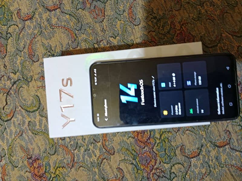 vivo y 17s for sell good condition 10/10 contact number:03017432467 2