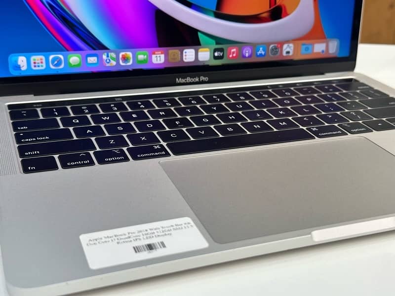 MacBook Pro 2018 | 13 inches | Intel Core i7 | 16GB With 512 GB 1