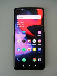 One plus 6 In Cheap Price Only For Urgent Sale Thanks