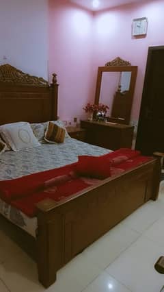 bed set urgent sell