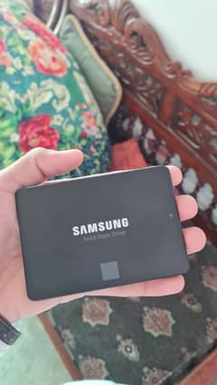 256GB SSD