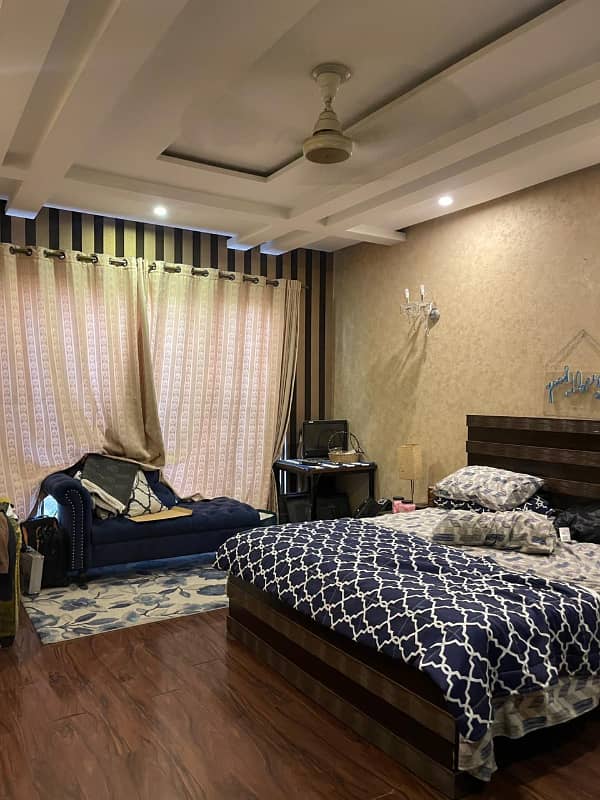 1 Kanal Fully Furnished Upper Portion Available for rent In DHA Phase-5 0