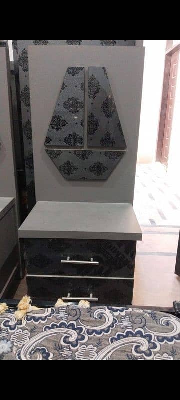 Bedroom set grey black 9