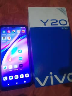 vivo y20 4/64 with box