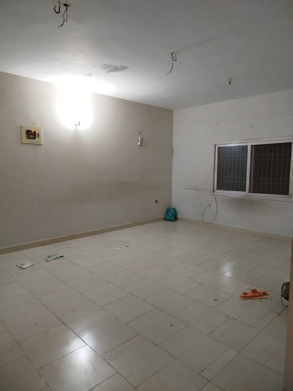 240 Square Yards 1st Floor Portion Up For Rent In Gulshan-E-Iqbal - Block 10-A 2