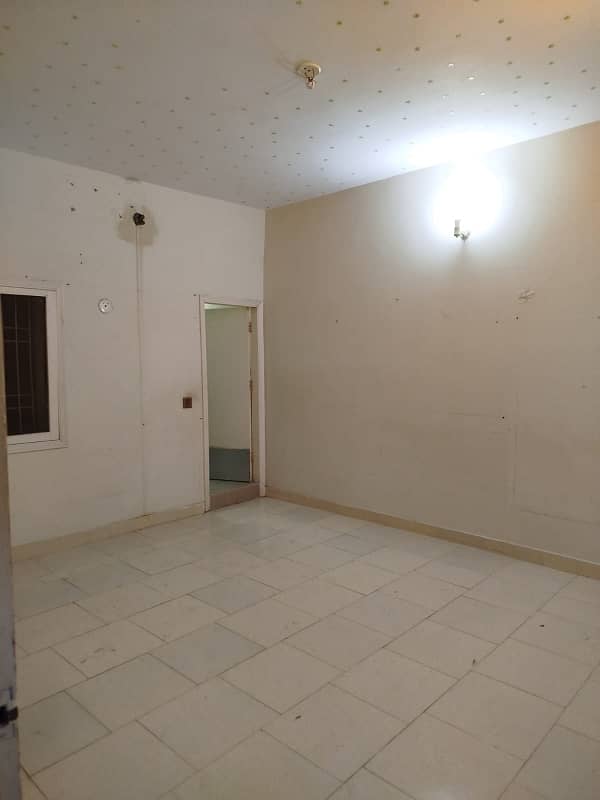 240 Square Yards 1st Floor Portion Up For Rent In Gulshan-E-Iqbal - Block 10-A 4