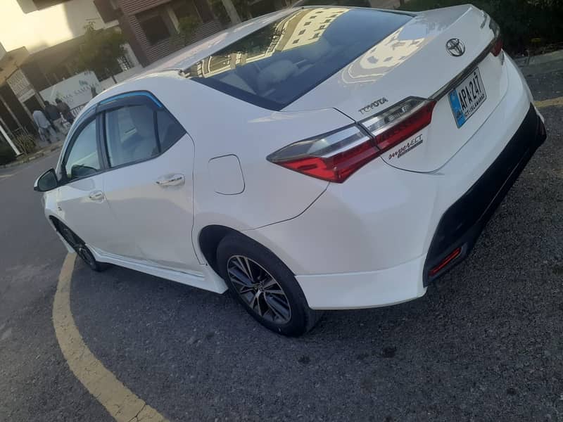 Toyota Corolla Altis (2019) model 2