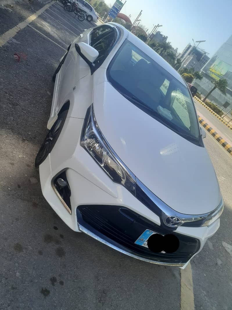 Toyota Corolla Altis (2019) model 6