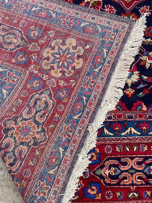 Second-Hand handmade Persian 9x12 feet Rug | Irani qaleen 1