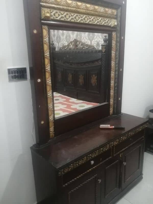 Double Bed with Dressing 13