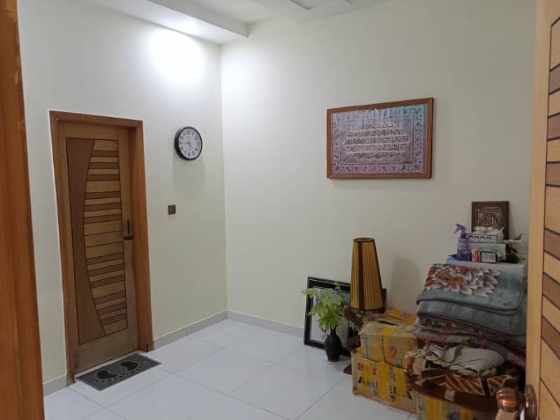 2 Bed Drawing 700 Square Feet Apartment For Rent 5