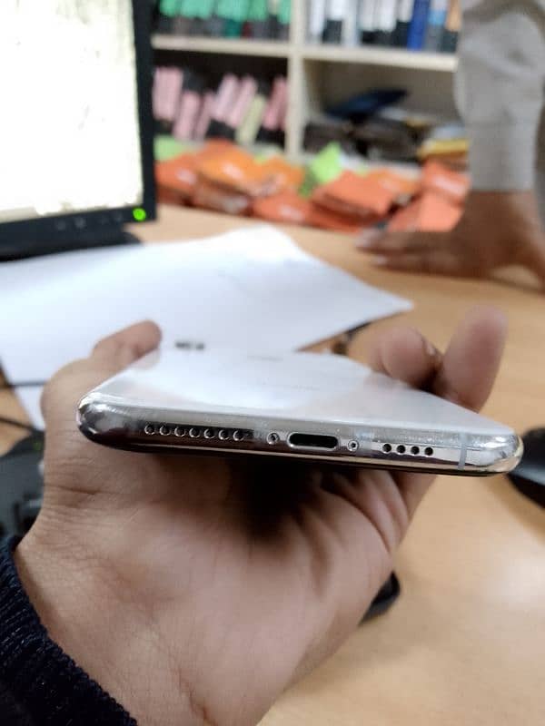 iphone XS Max 3