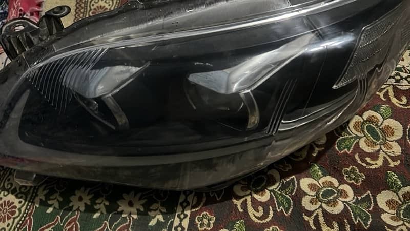 Toyota corolla nike head lights 1