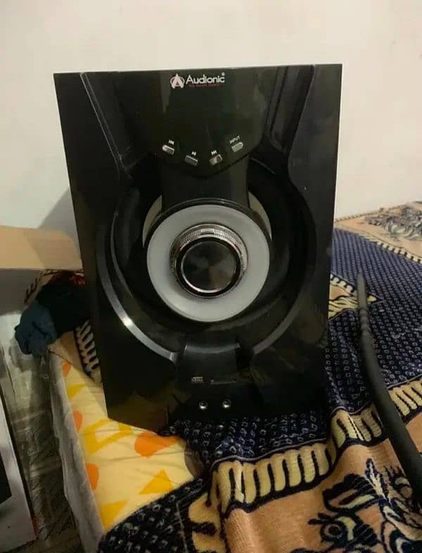 woofer speaker sound system amplifier 0