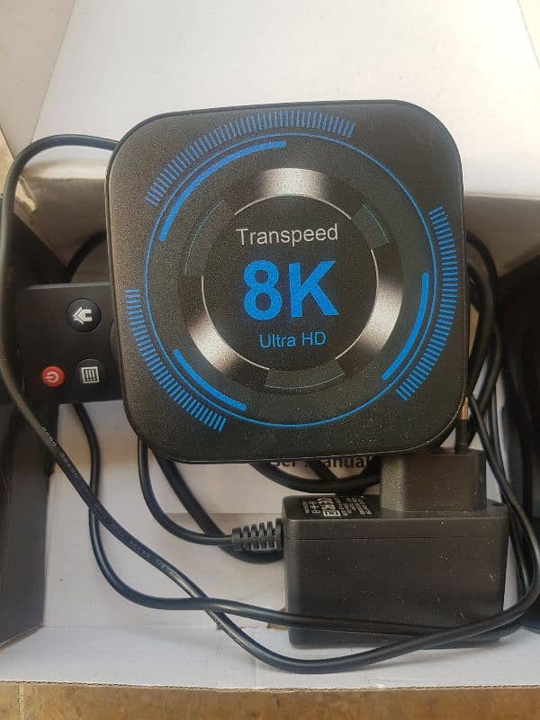 8k android box. new condition. with complete box 5