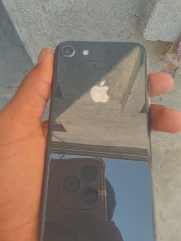 I phone 8 new condition 5