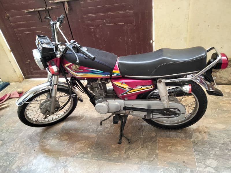 Honda CG 125 2014 9