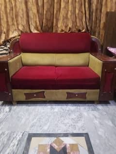 4 Adad sofa