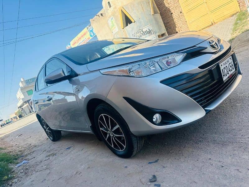 Toyota Yaris 1.3 Manual - 2020 Model 2021 Registration 1st Owner 13