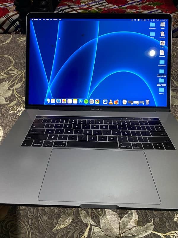 MacBook Pro 2017 1