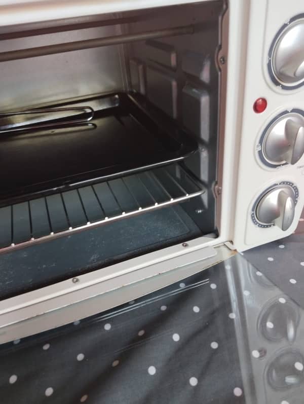 Sharp Oven Toaster 2