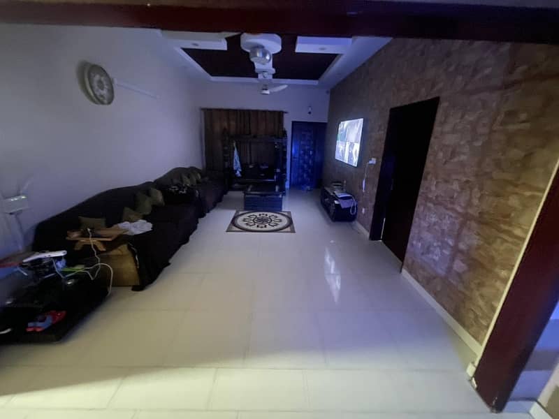 400 Square Yards House For Sale In Gulshan-E-Iqbal - Block 6 Karachi In Only Rs. 75000000 1