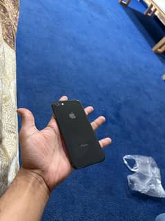 I PHONE 8 black color